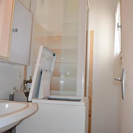 Apartment 2 Pieces 4 Couchages St Cyprien Sc650-008 Saint-Cyprien (Pyrenees-Orientales)